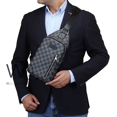 louis vuitton shoulder bag mens replica|louis vuitton detachable shoulder bags.